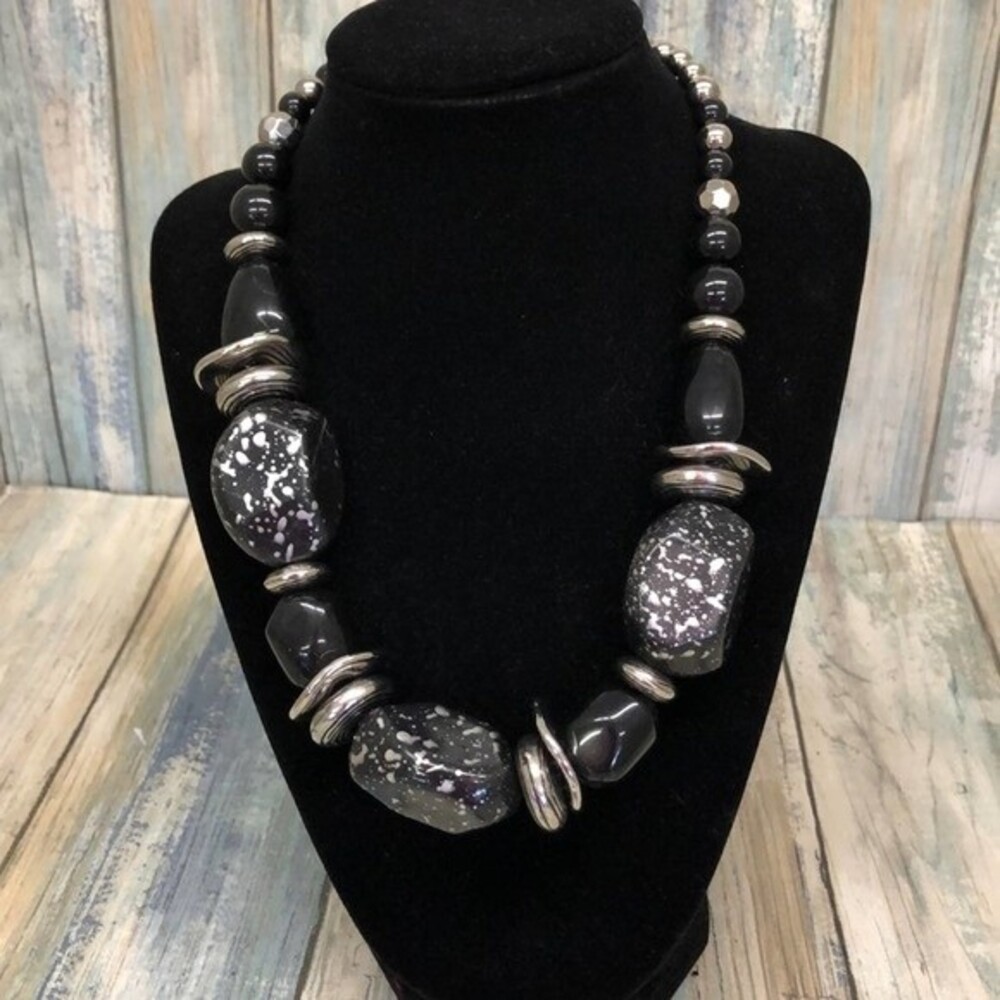 Statement Piece Necklace Black